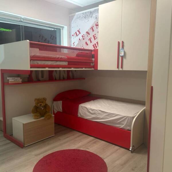Cameretta soppalco a sbalzo con cabina armadio in promo expo'